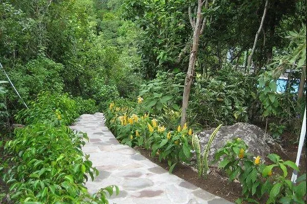 Дом отдыха Firefly Cottages